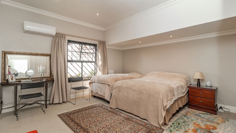 To Let 3 Bedroom Property for Rent in Claremont Upper Western Cape